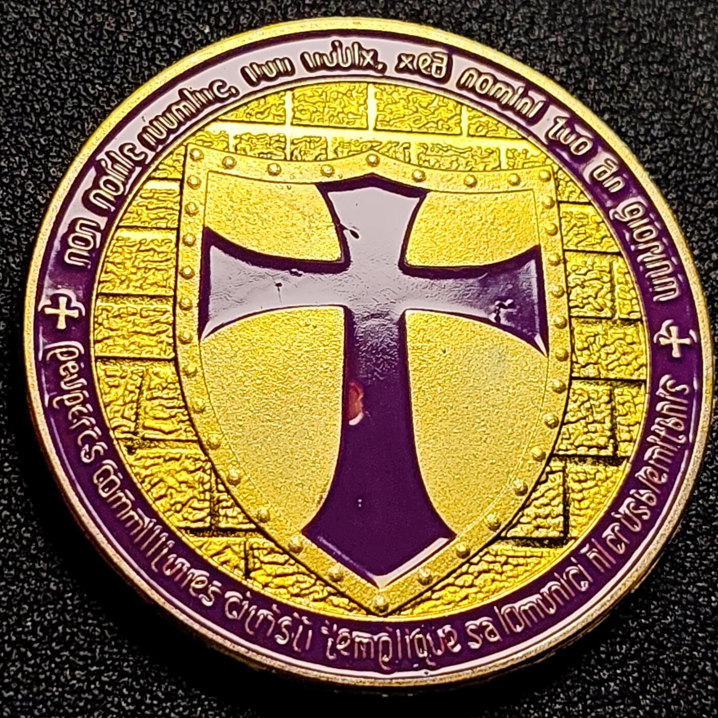 泉币菌-第102场-散币乐园场 纪念章 金色-马剑骑士-十字 直径40mm 厚3mm 纪念品