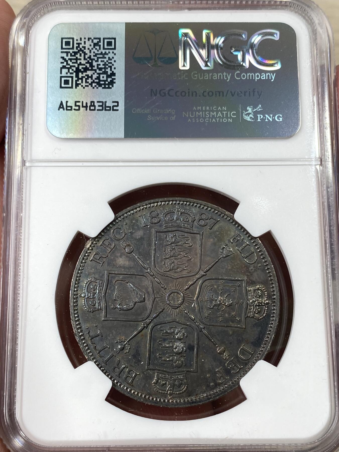 万国钱币拍卖第052期