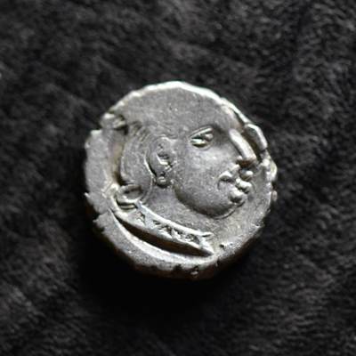 【良泉】【国庆精品场】10月2日晚19.30点开拍！ 222组，西方古代钱币、印章专场 - 公元3世纪【西郡太守】西萨特拉普王朝，背三拱佛丘、星月银币，2.29克