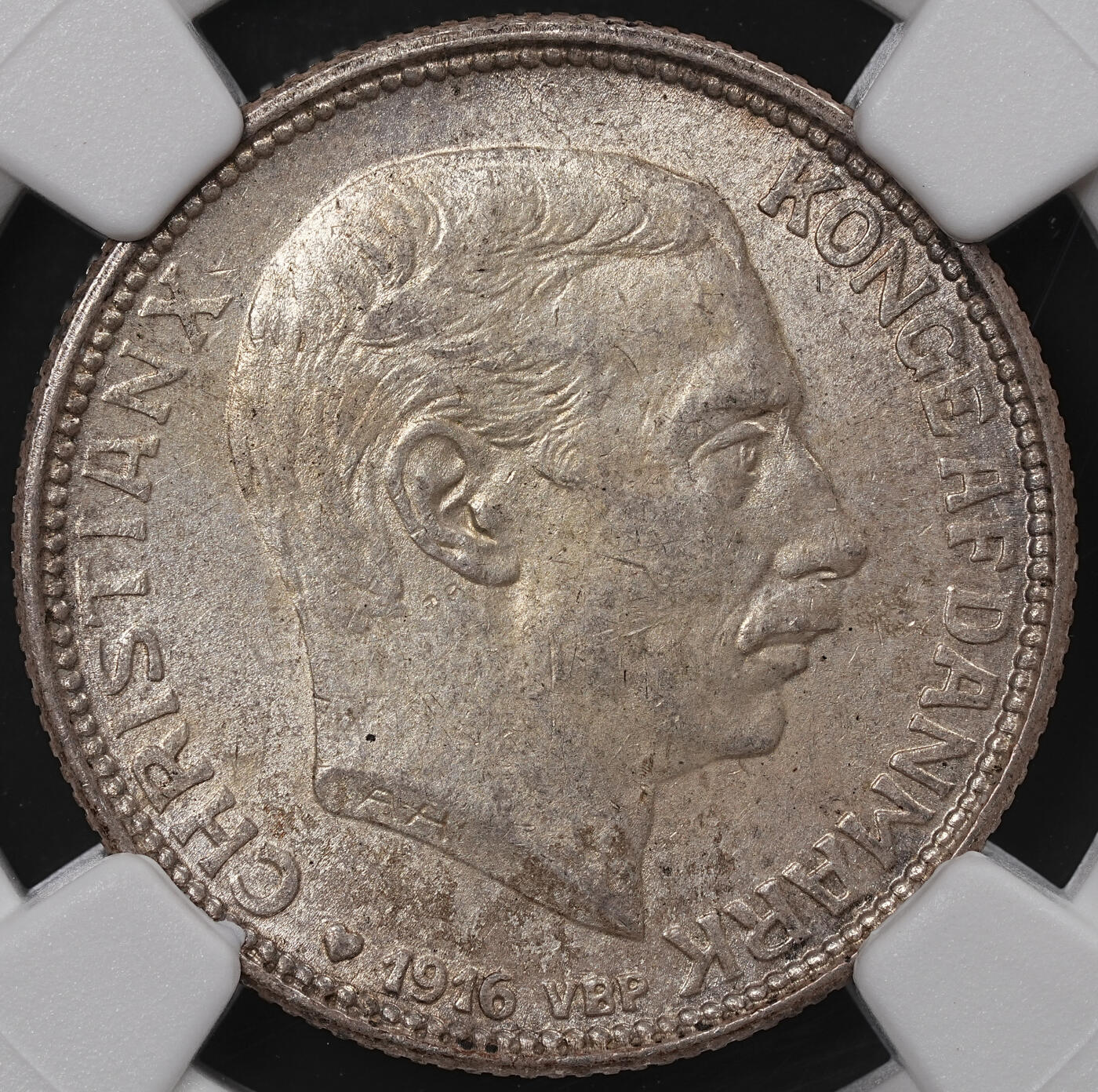 修遠堂世界钱币第八十二期 NGC MS62 1916年丹麦海豚1克朗银币