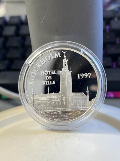 第173期拍卖【长期征集拍品】 - 法国1997年欧洲建筑系列瑞典灯塔双面值纪念银币，900银，发行20000枚，有氧化