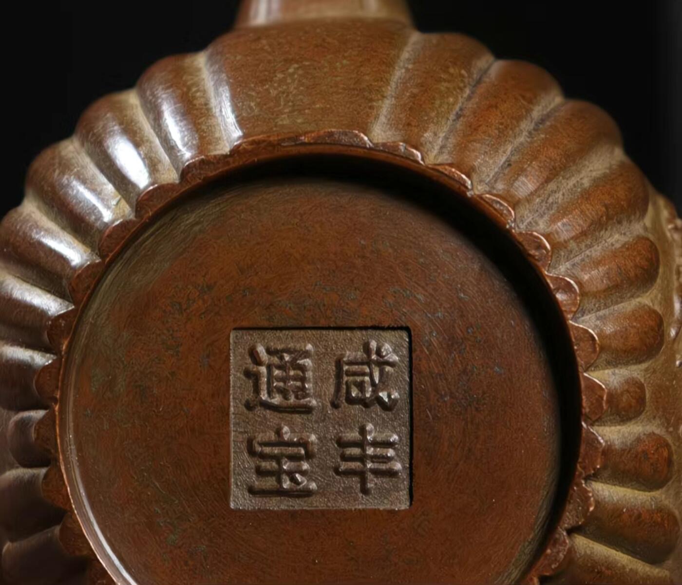 精品铜南瓜型龙凤铜壶  造型经典大气