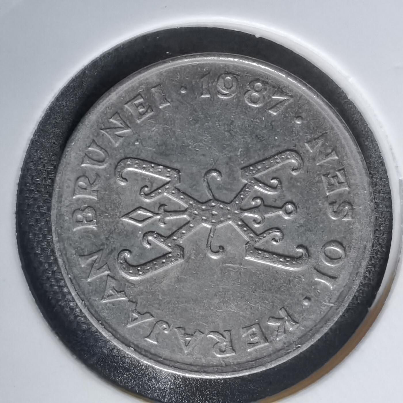 沼泽如烟--第825场 文莱987年十分