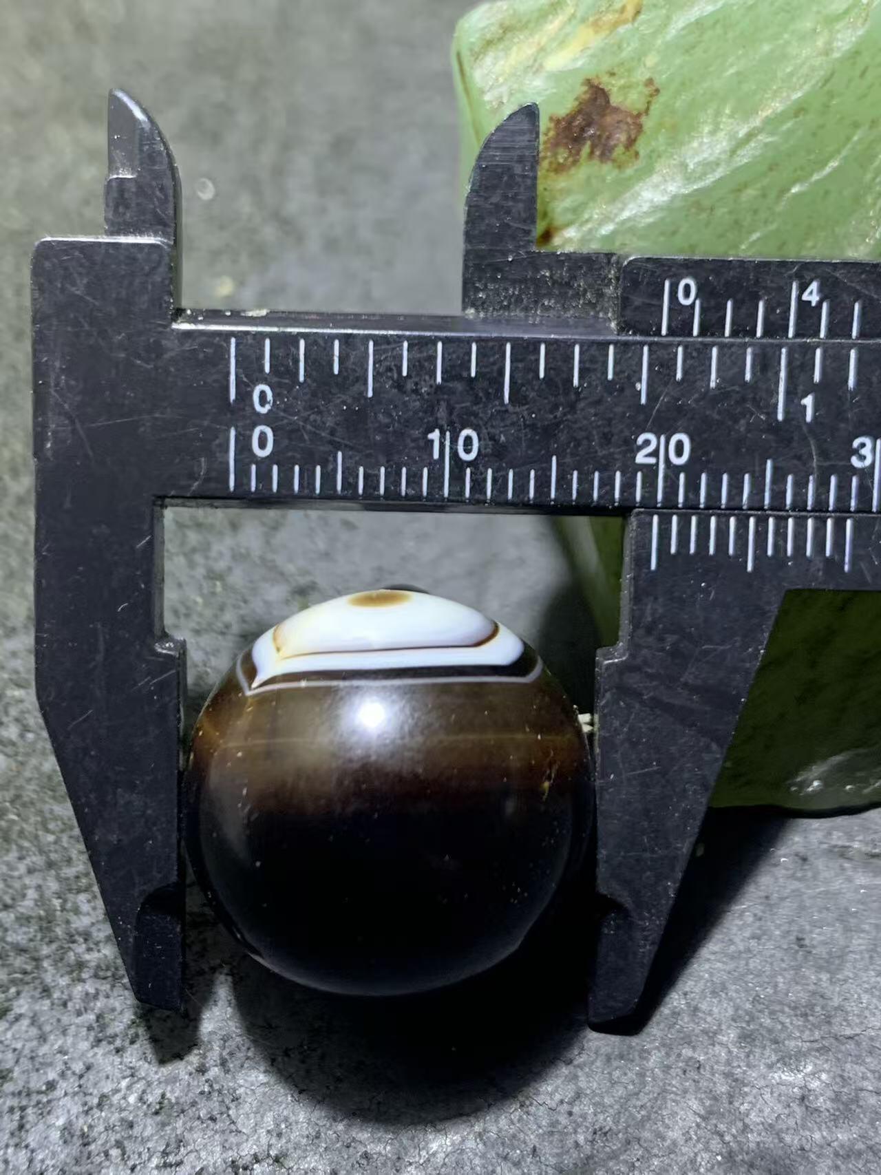 天眼纹药师玛瑙通货佛头三通一套，