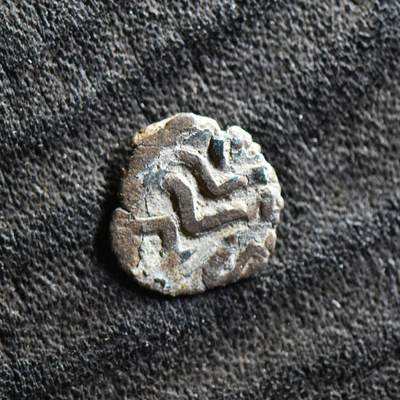 【良泉】【国庆精品场】10月2日晚19.30点开拍！ 222组，西方古代钱币、印章专场 - 【微型版】约850-1000年【印度-萨希王朝】瓦卡·提婆，大象/狮子铜银合金币，0.42克