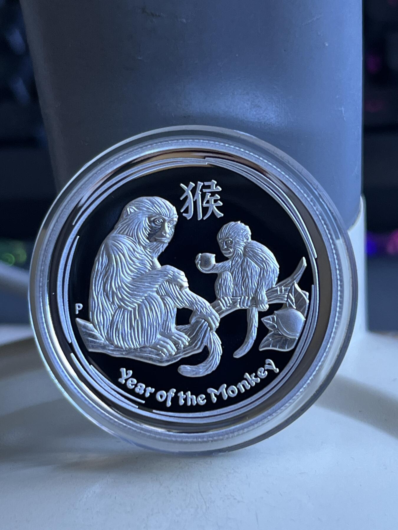 第173期拍卖【长期征集拍品】 澳大利亚2016年中国生肖猴年1盎司高浮雕加厚银币，999银，发行7500枚，有氧化点