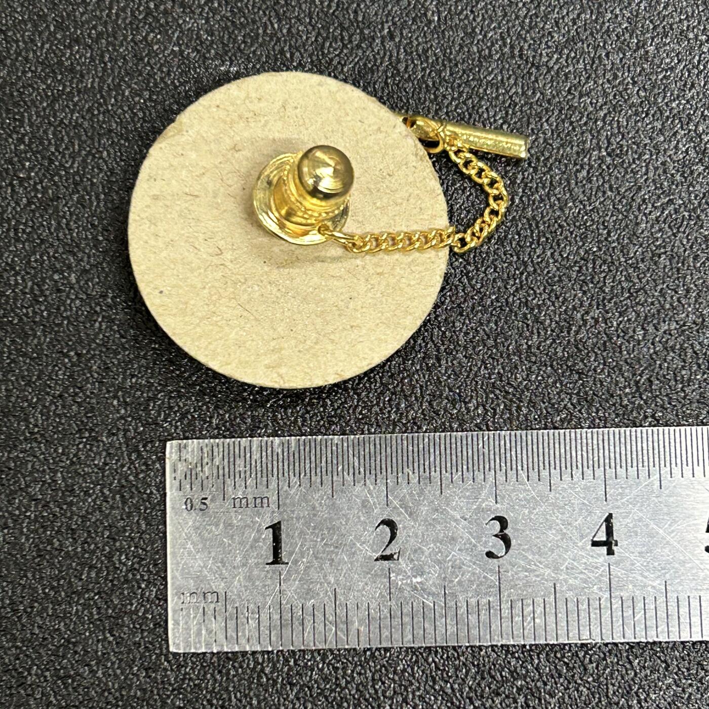 西秦中古拍卖第五十六期 泰国边境巡逻警察技能证章 银色