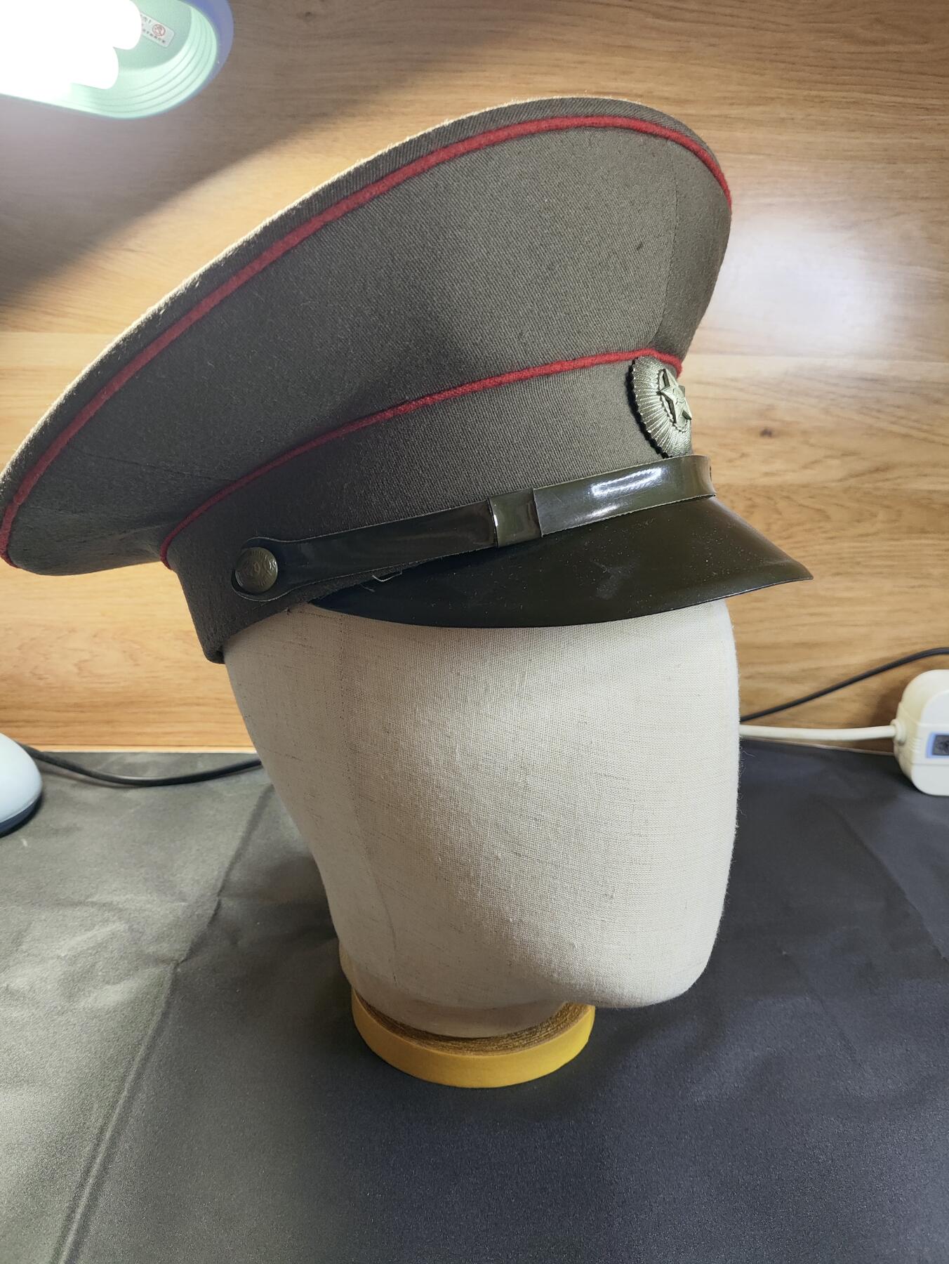新时代收藏徽章红藏拍卖(第二十五场)  徽章纸品证书杂项