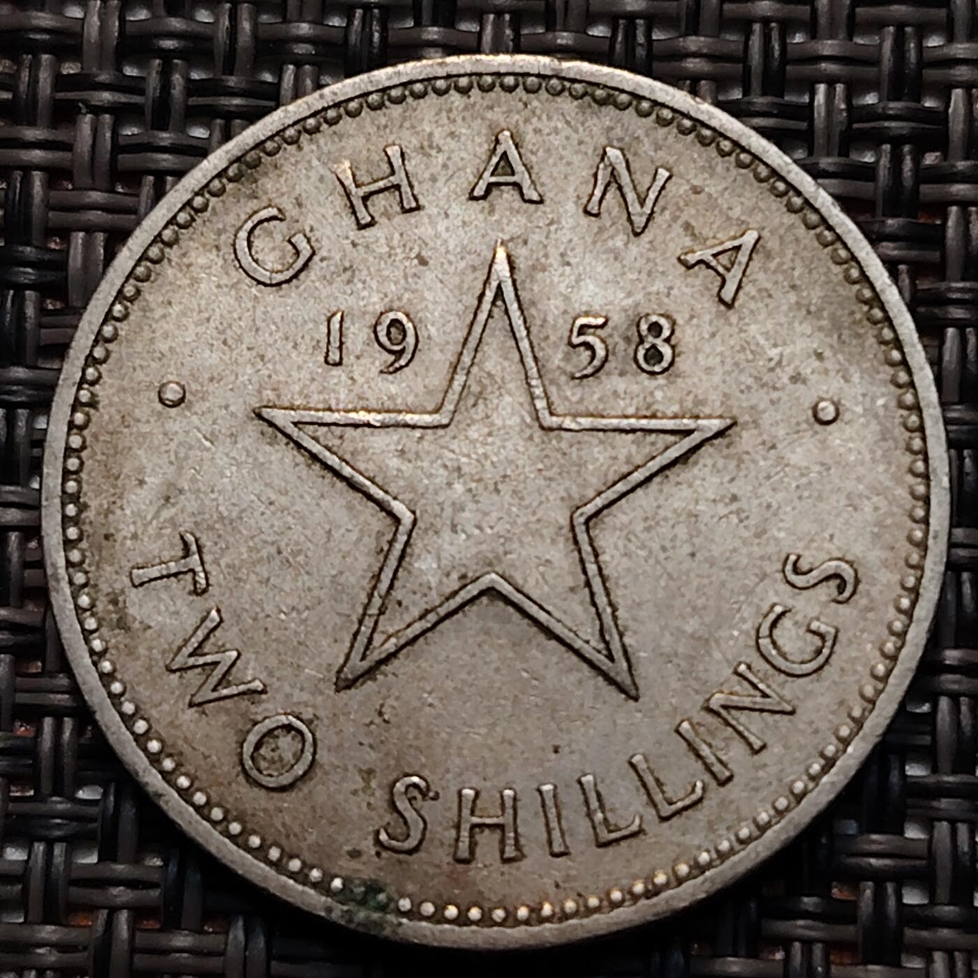 布加迪🐬～世界钱币(上海)🌾第 238 期 /  各国套币和散币 加纳🇬🇭 1958年 2先令