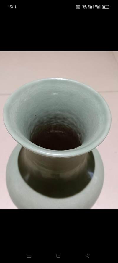 民国时期单色釉赏瓶，造型精美，通体开片，包浆温润如玉，保存完好，品相一流，非常难得 - 民国时期单色釉赏瓶，造型精美，通体开片，包浆温润如玉，保存完好，品相一流，非常难得