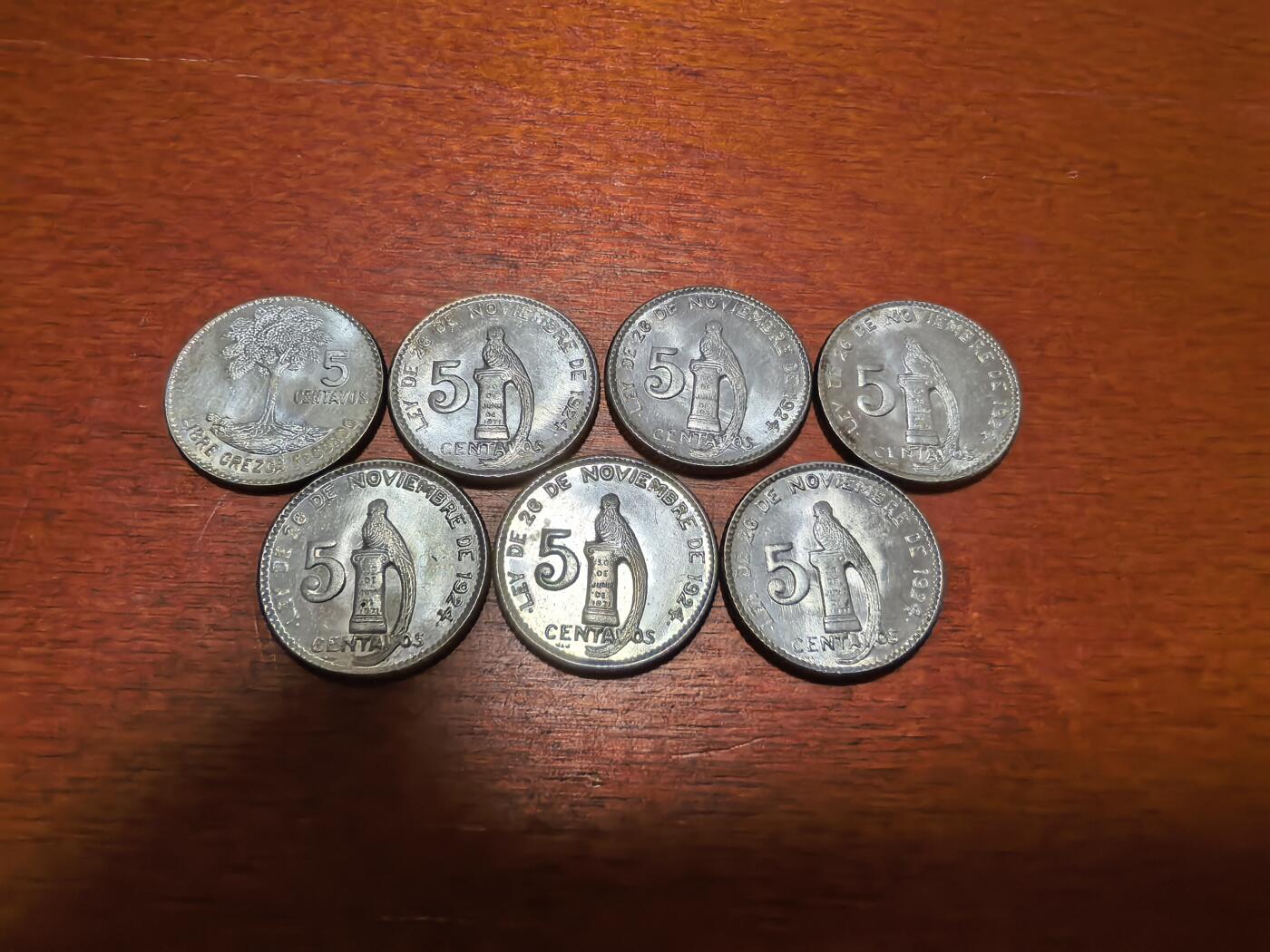 长老汇蛇年精选第四十二场拍卖 1945+1961危地马拉5分银币，7枚，原光