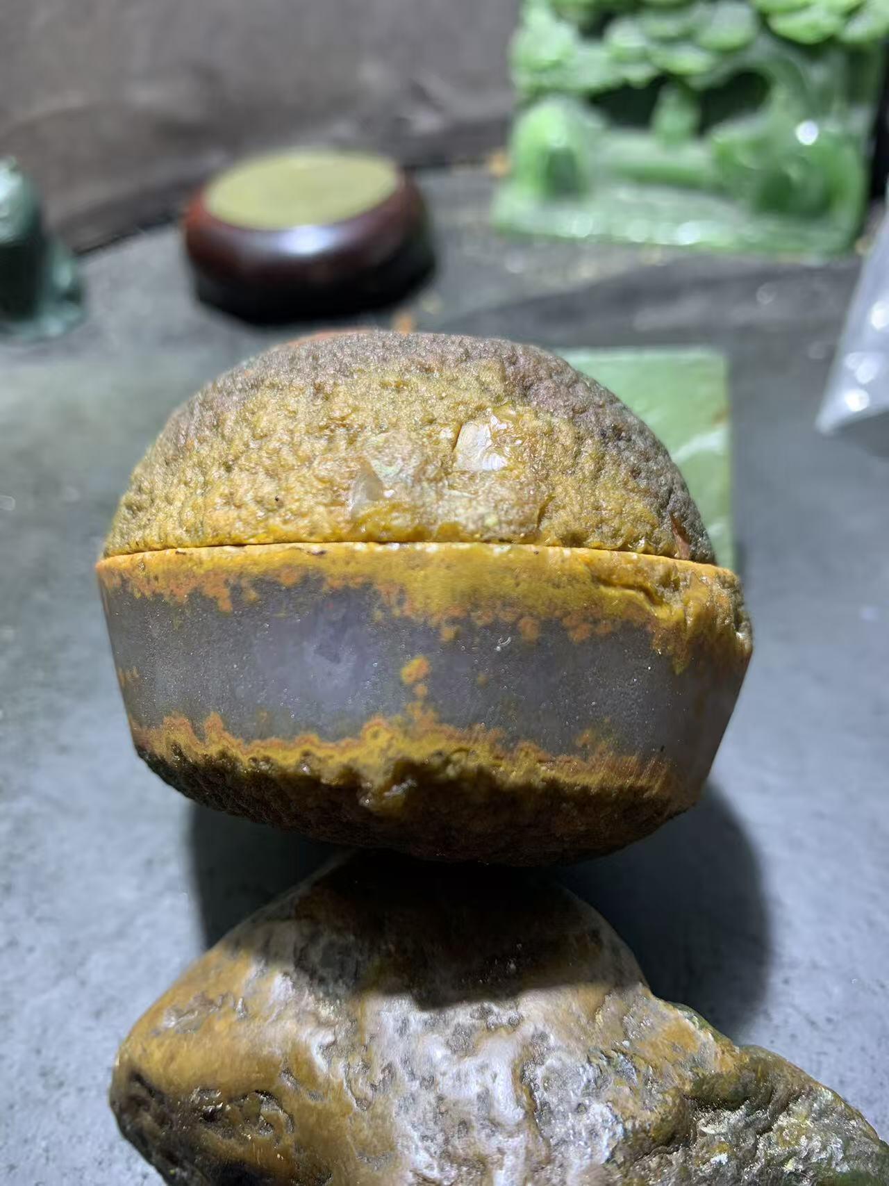 精美亚光原皮高玉化满冰飘冻料战国红玛瑙对切原石大摆件一对