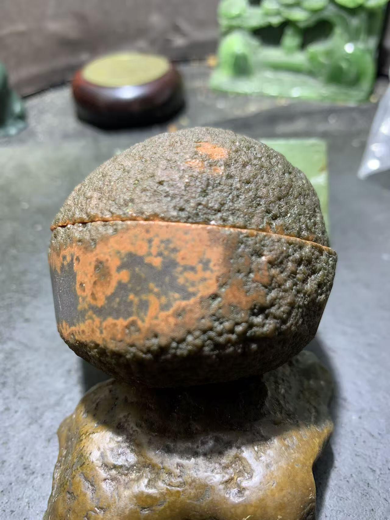 精美亚光原皮高玉化满冰飘冻料战国红玛瑙对切原石大摆件一对