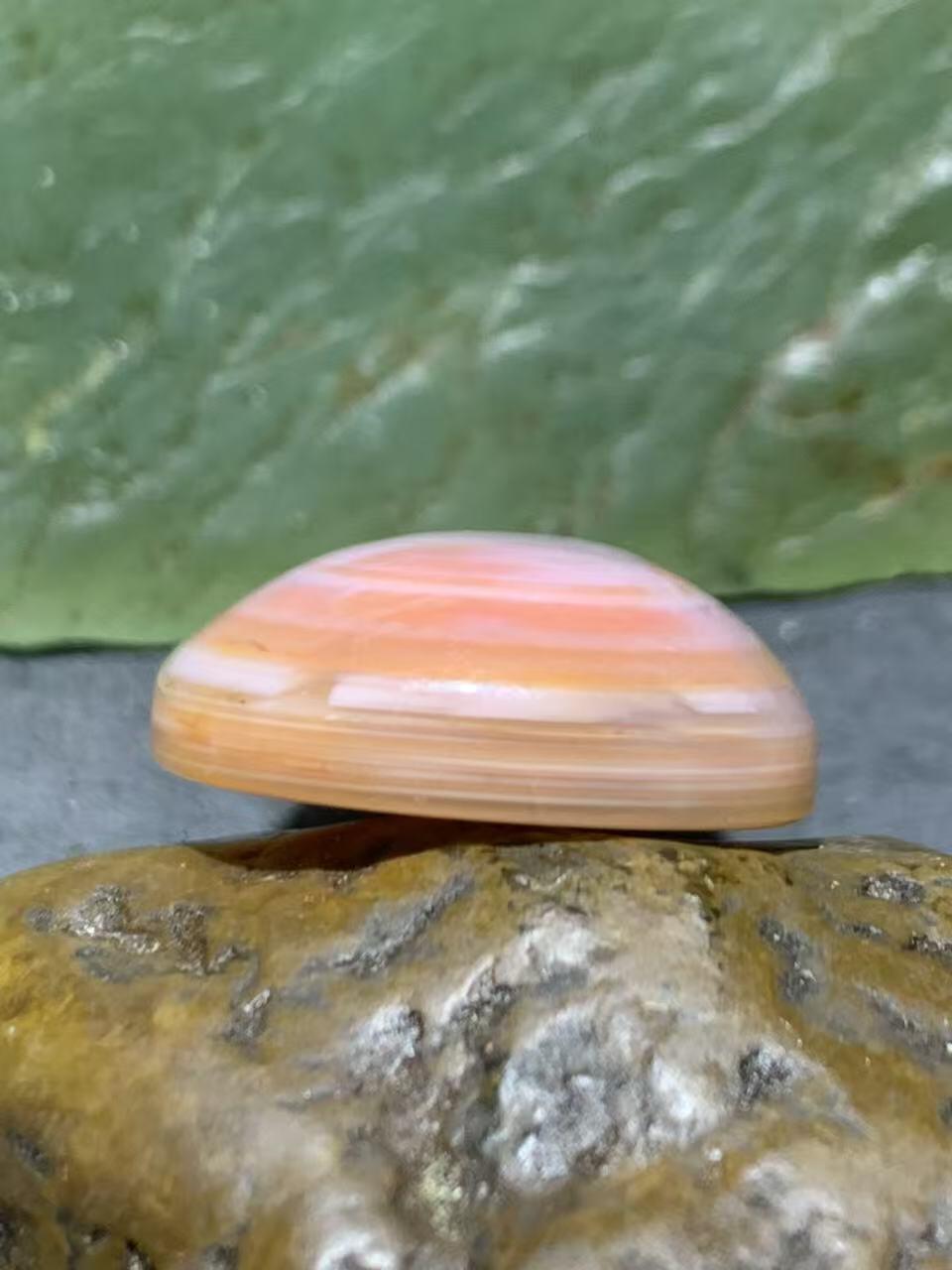 精美川料红白南红玛瑙天眼纹吊坠一个，