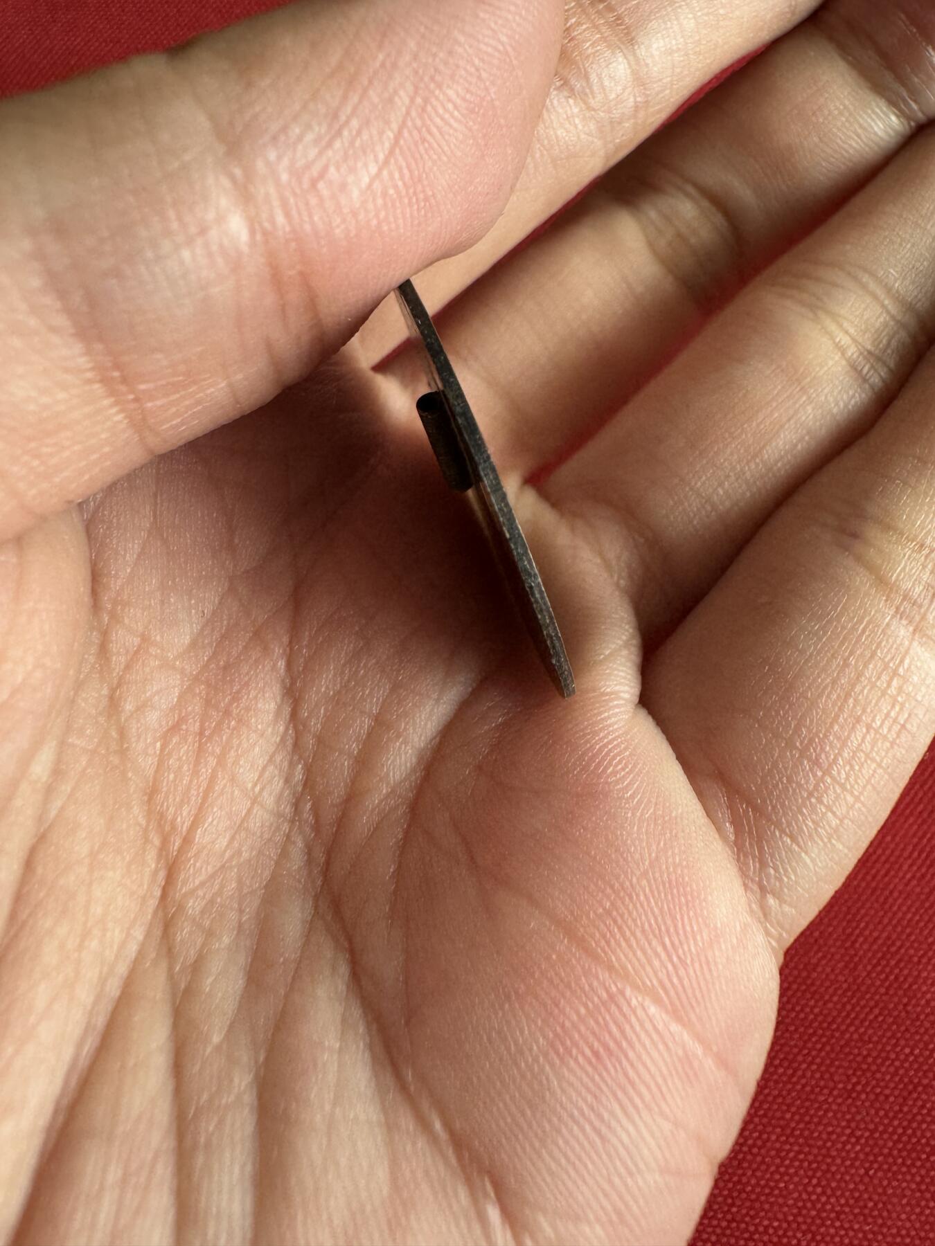 五哥徽章群   2号周二晚上八点4群联拍