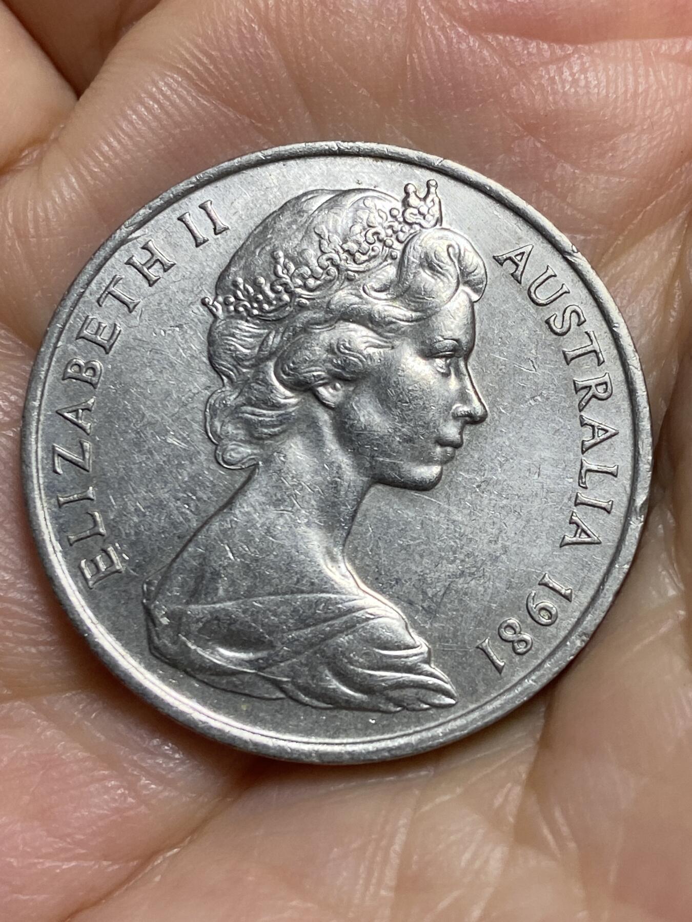 2025年第八十四场(总第一百一十场）外国好品散币(免佣金) 澳大利亚🇦🇺1981年20分(伊丽莎白二世中年花冠)