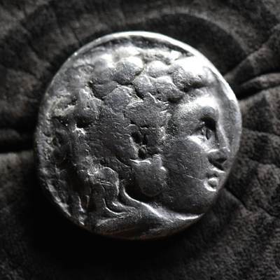 【良泉】【国庆精品场】10月2日晚19.30点开拍！ 222组，西方古代钱币、印章专场 - 12.67克，公元前323-317年【古希腊】腓力三世打制，亚历山大式四德拉克马银币，太阳神赫利俄斯厂标，巴比伦造币厂打制