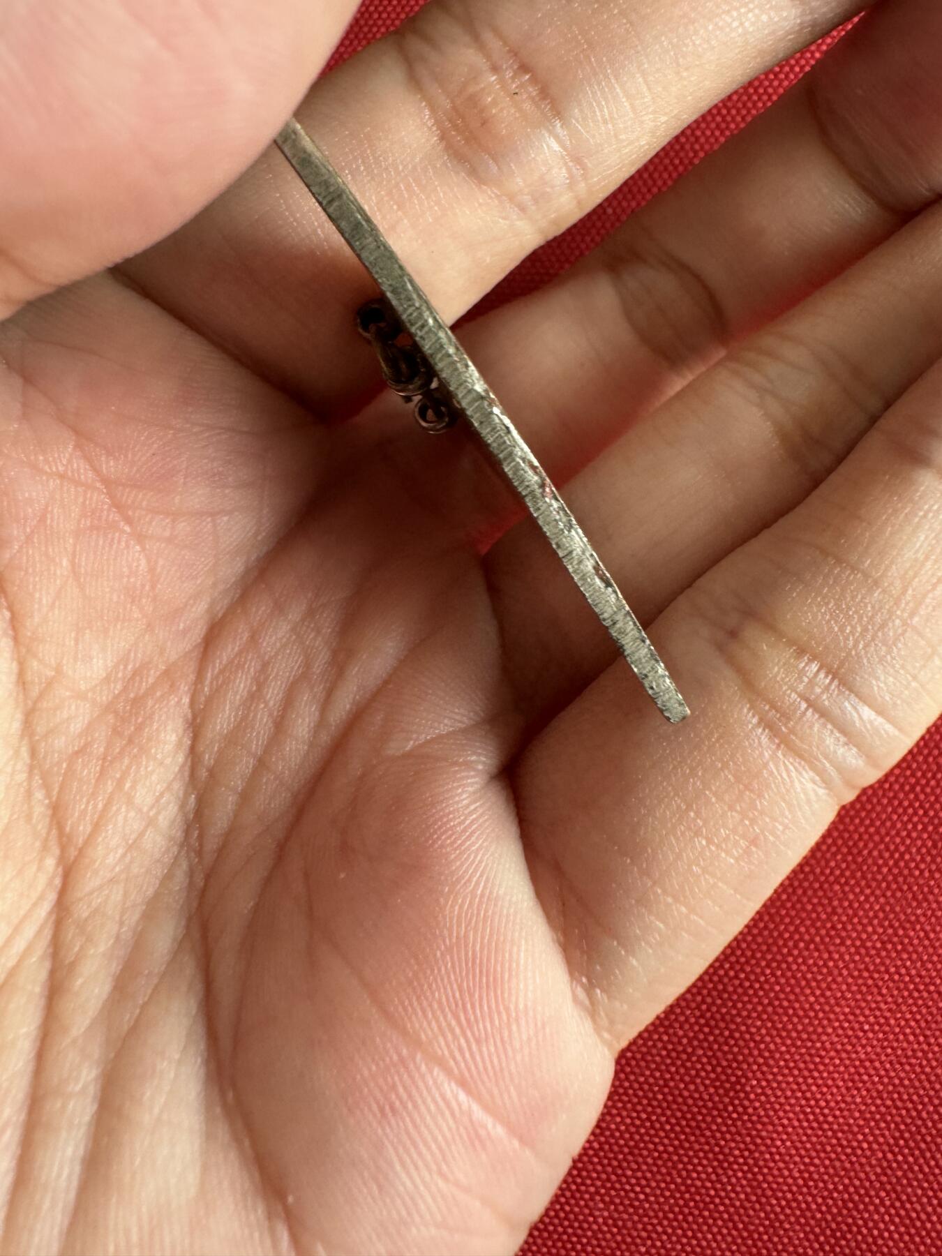五哥徽章群   2号周二晚上八点4群联拍