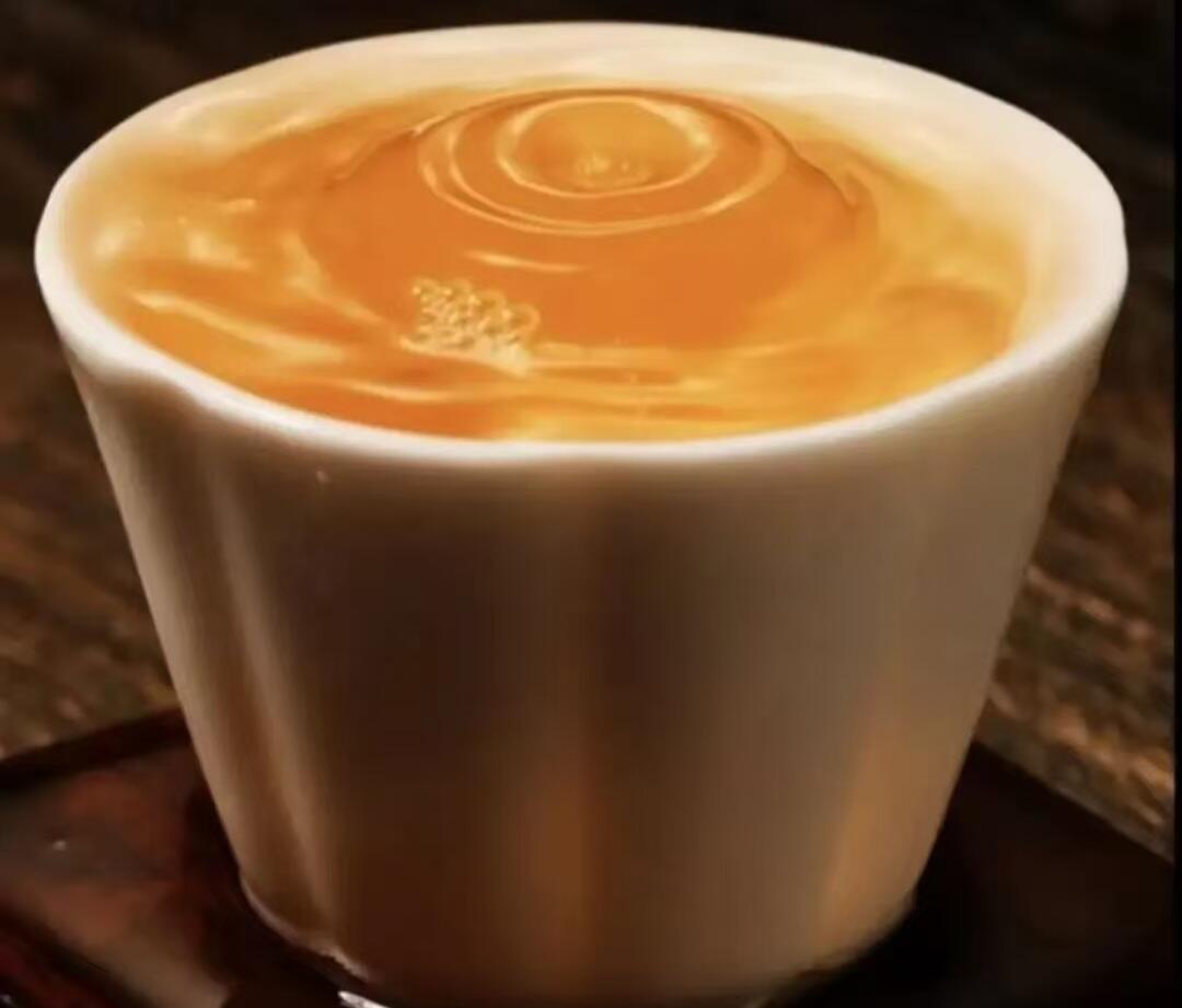 馆藏级龙票特制357克普洱生茶茶饼