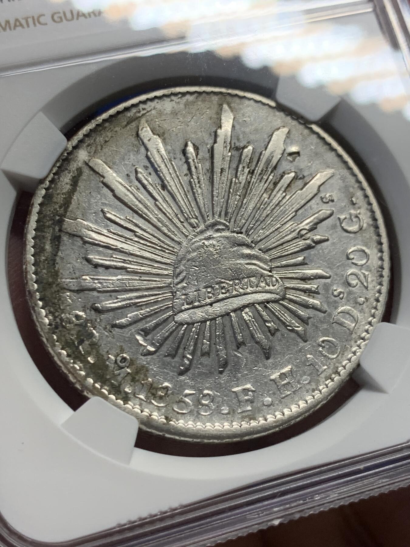 《竞宝斋》第415场 周日，周一，2场连拍 （全场包邮） NGC XFD 1858年墨西哥鹰洋 中期鹰洋 有小戳