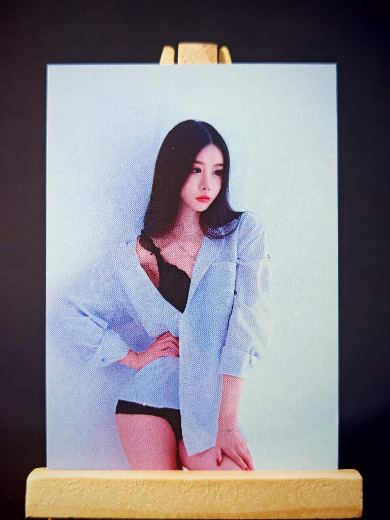 第13期~扫码加群抽红包得[包邮券]★★一大波美女场★★ 免费收拍品中【琦卡当当铺】(分享有奖) 自制卡-真人-黑色美女-普卡厚卡-1张