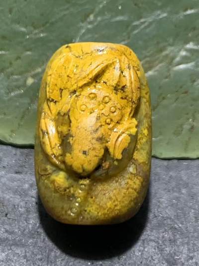 精美亚光高玉化黄金草花纹战国红玛瑙手工雕刻金莲花桶珠一颗！ - 精美亚光高玉化黄金草花纹战国红玛瑙手工雕刻金莲花桶珠一颗！