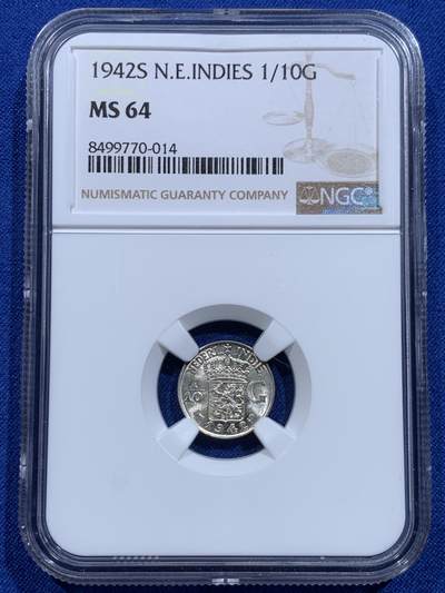 《竞宝斋》第415场 周日，周一，2场连拍 （全场包邮） - NGC MS64 荷属东印度群岛（今印尼）1942年1/10盾银币 卷拆美品
