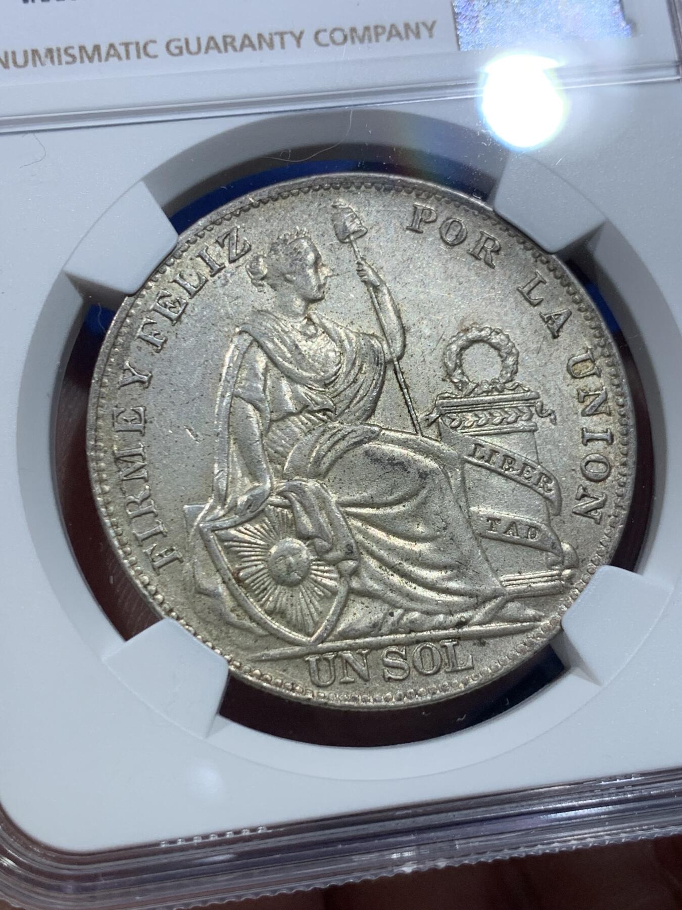 《竞宝斋》第415场 周日，周一，2场连拍 （全场包邮） NGC AU58 秘鲁1934年坐人女神1索尔大银币