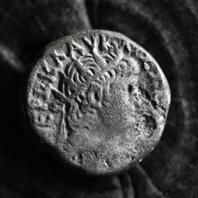 【良泉】第38期【直播场】9月18日晚19.30点开拍！ 组，西方古代钱币、丝路杂项专场  -  【藏家出品B】公元64-65年【古罗马·行省】埃及行省【暴君 尼禄】神鹰、棕榈枝和祭勺，四德拉克马银币，亚历山大港造币厂打制，12.77克