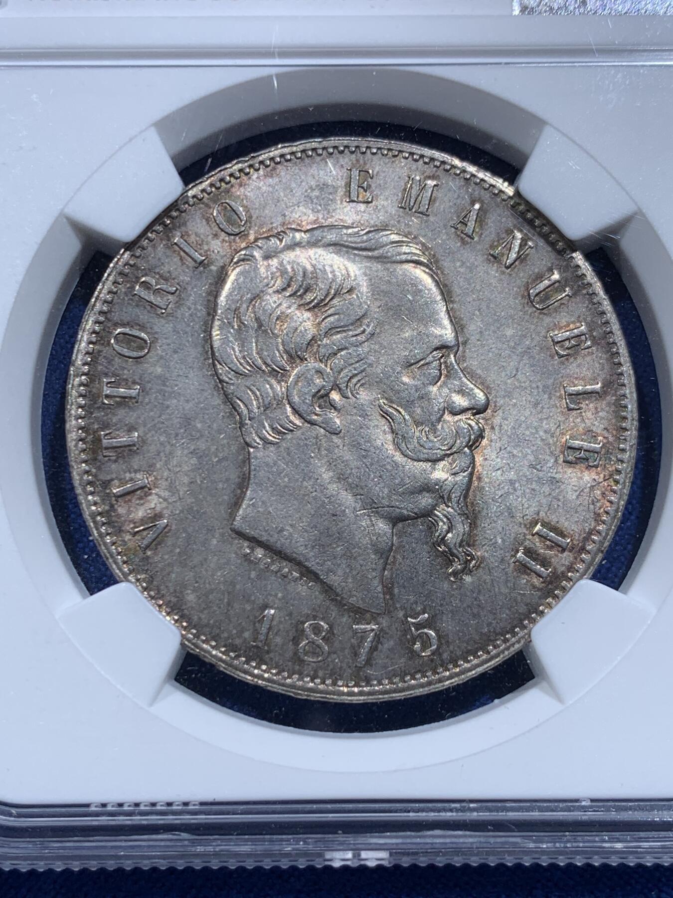 《竞宝斋》第415场 周日，周一，2场连拍 （全场包邮） NGC MS63 意大利1875M埃曼努尔二世流通5里拉大银币，淡金彩，米兰厂出品。意系流通主币大银，高分难遇，更高分仅有4枚。同年一枚64+稀奇5201元不含佣金成交。