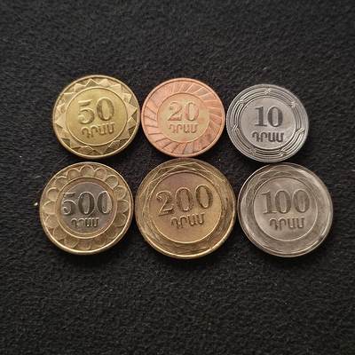 【全场包邮】纯粹捡漏拍457场 - 亚美尼亚2003-2004年6枚套币
