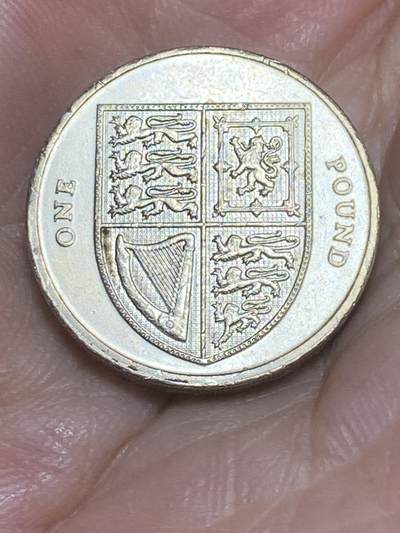 2025年第八十四场(总第一百一十场）外国好品散币(免佣金) - 英国🇬🇧2010年1英镑(伊丽莎白二世第四版肖像)