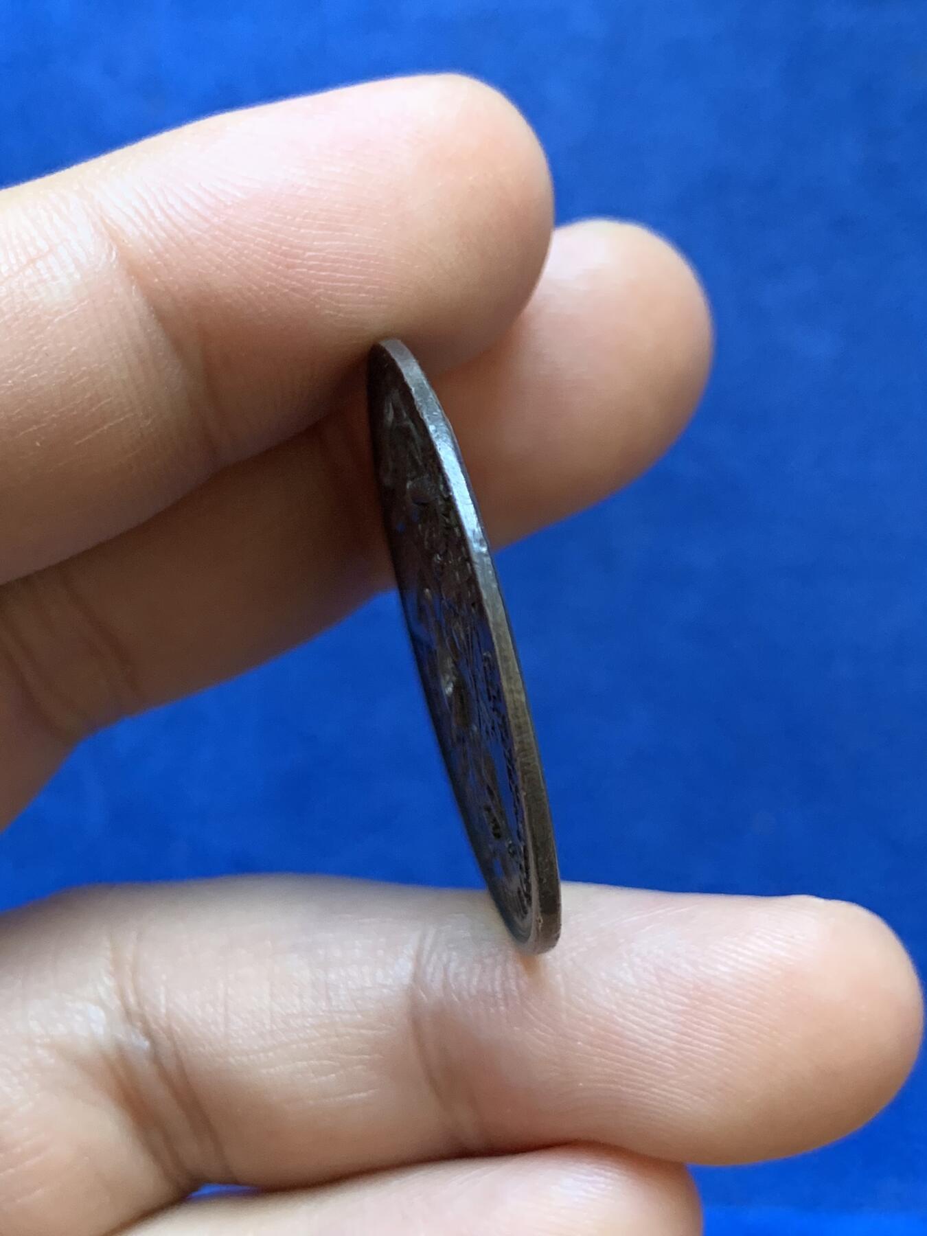 《竞宝斋》第415场 周日，周一，2场连拍 （全场包邮） 德国早期宗教银章，33.2MM，10.4克，第一次见此类型的