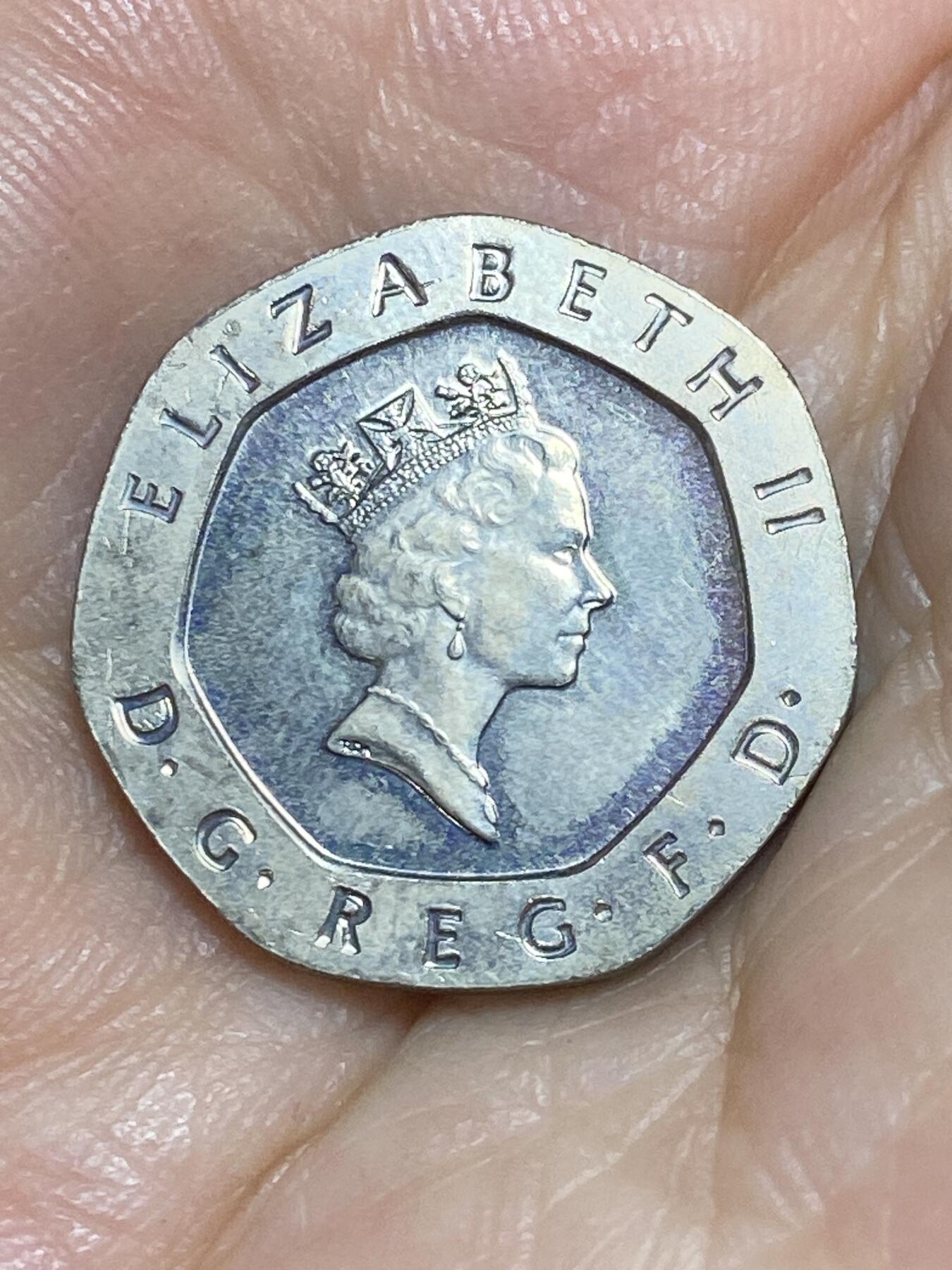 2025年第八十四场(总第一百一十场）外国好品散币(免佣金) 英国🇬🇧1990年20便士(伊丽莎白二世中年高冠)
