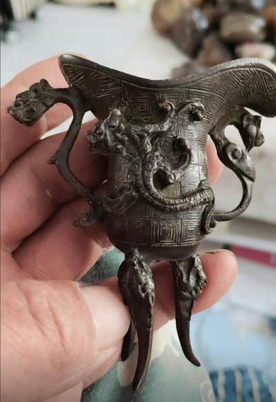 仿古铜合金三足瑞兽酒樽爵角杯  工艺品  - 仿古铜合金三足瑞兽酒樽爵角杯  工艺品 