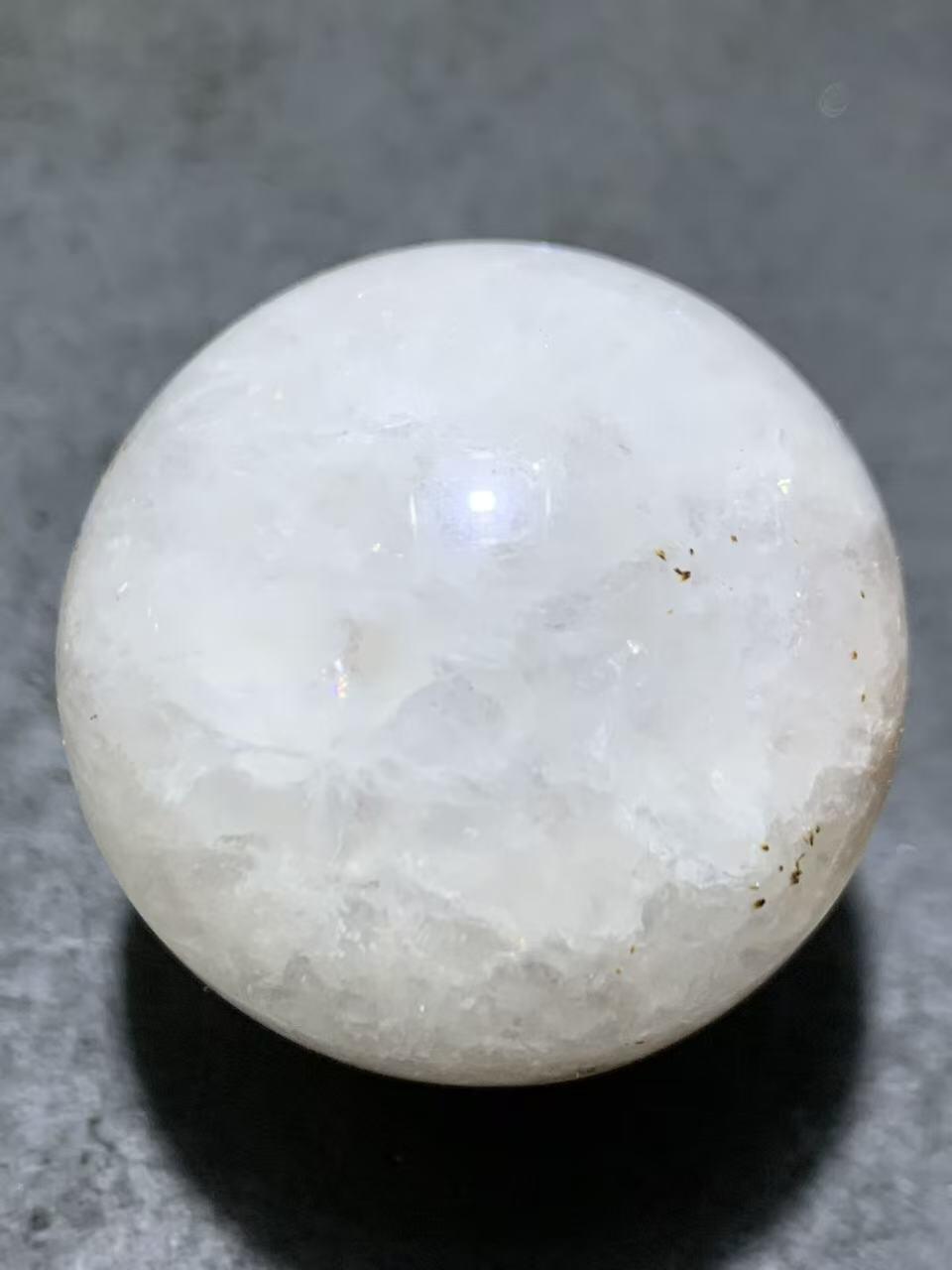 精美满冰花纹糖心料气泡纹战国红玛瑙大圆珠一颗！