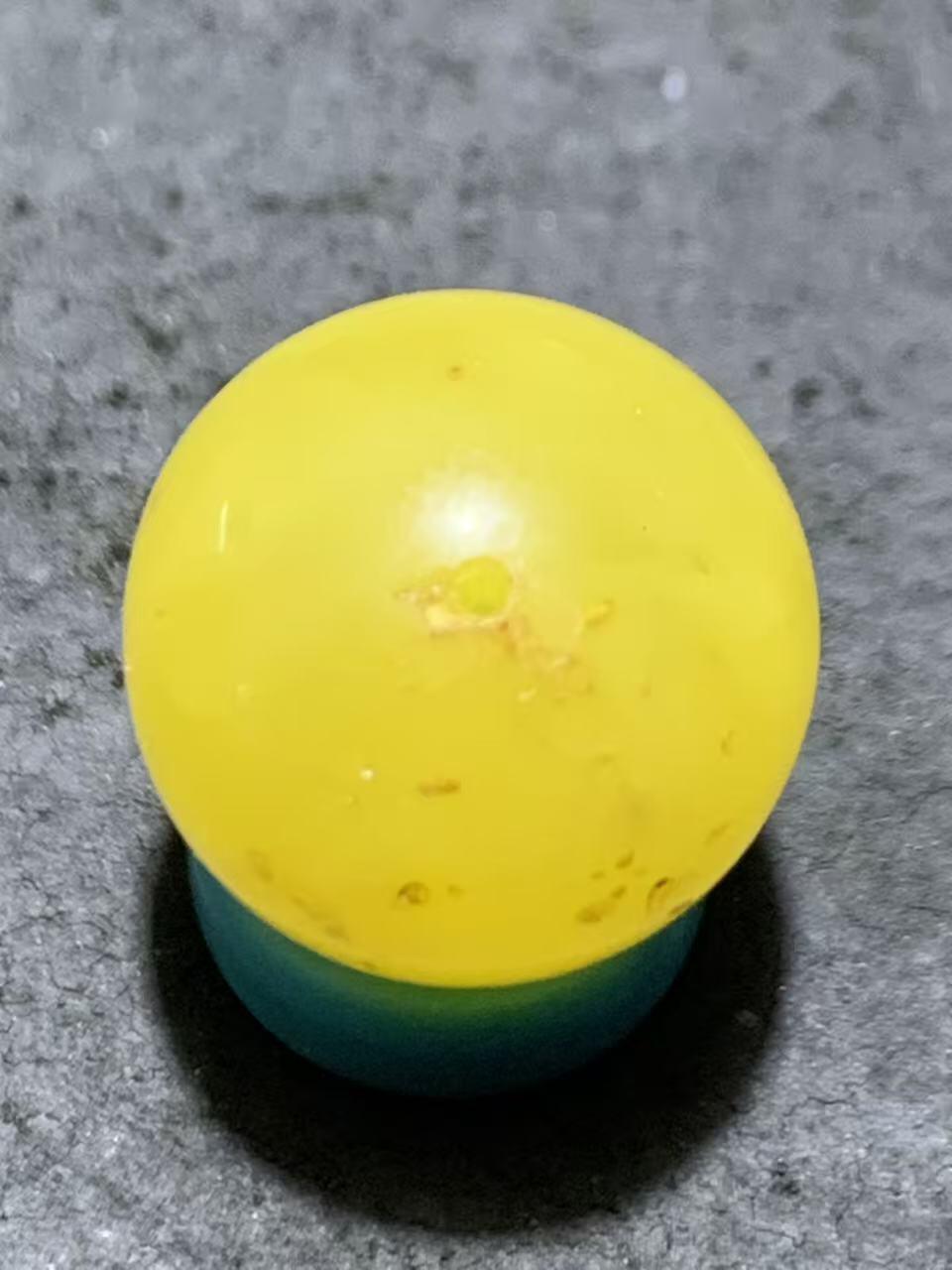 天然乌克兰原矿蜜蜡圆珠一颗 蜡色浓郁 原矿无优化 通货特价一颗
