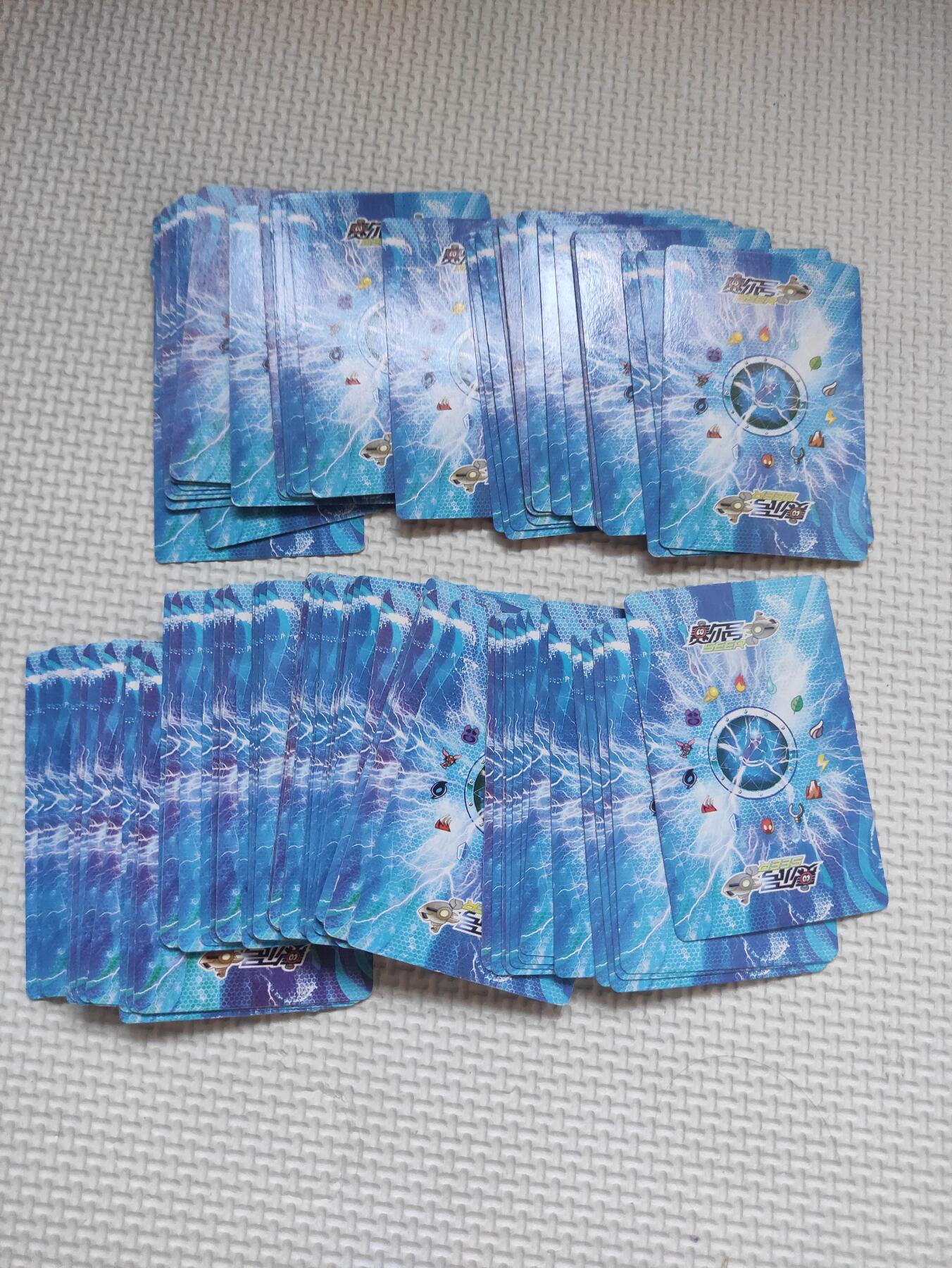 卡迷第6期，清仓 食玩卡 赛尔号 有几张闪卡