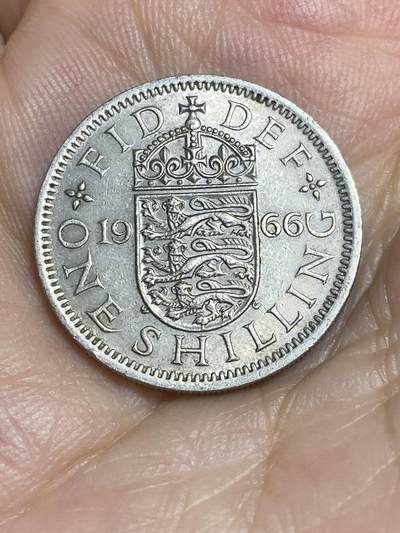 2025年第八十六场(总第一百一十二场）外国好品散币(免佣金) - 英国🇬🇧1966年1先令(伊丽莎白二世青年桂冠，第二版，英格兰盾徽版，普制币关门年)