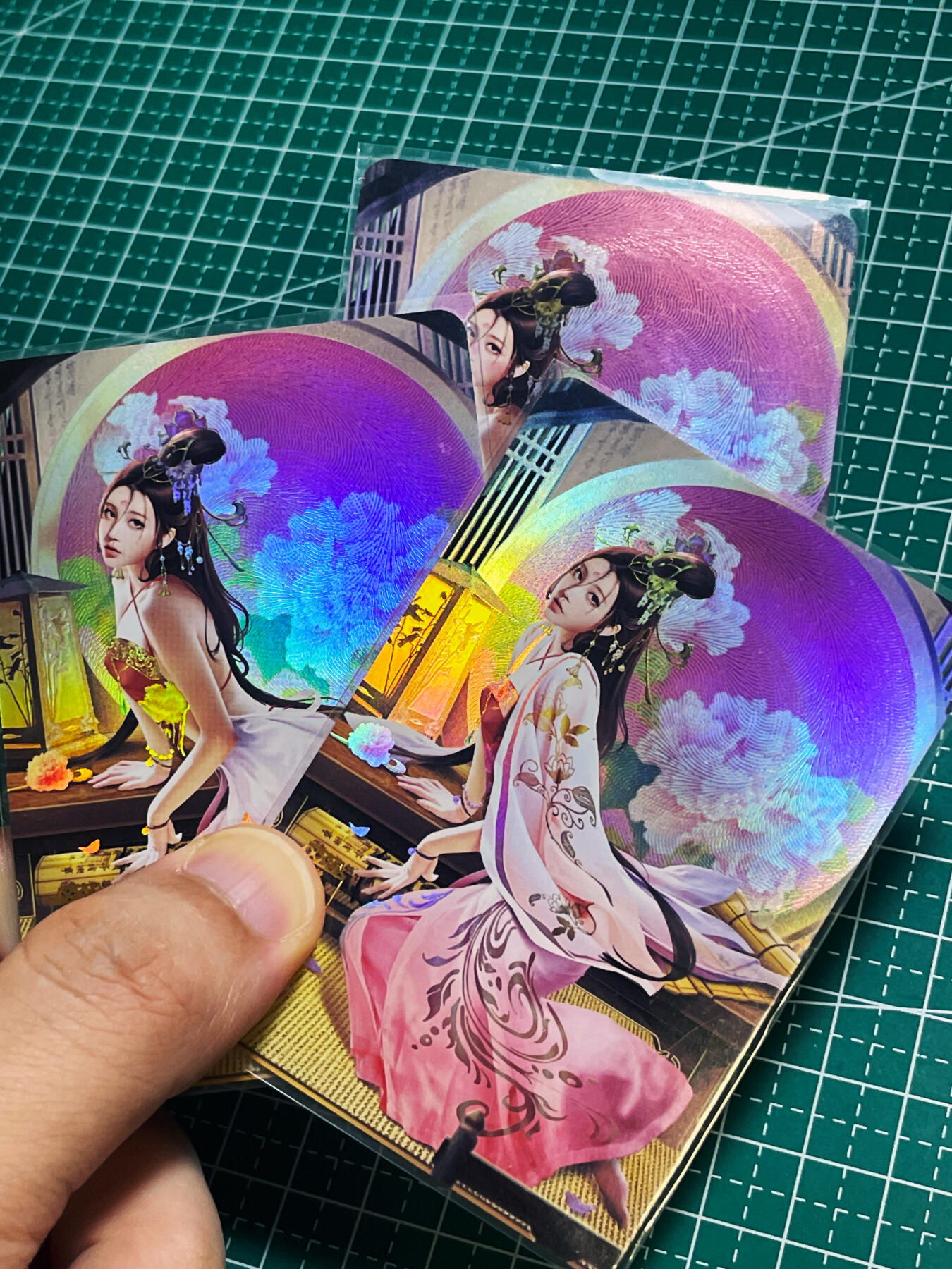 【关注参拍有赠卡】显眼宝30期  槃涅 青鸾殿  老八早期 金瓶梅系列 单人散配 【孟玉楼三渐变内含艺术一套3张 】超美 折光彩闪 小卡尺寸