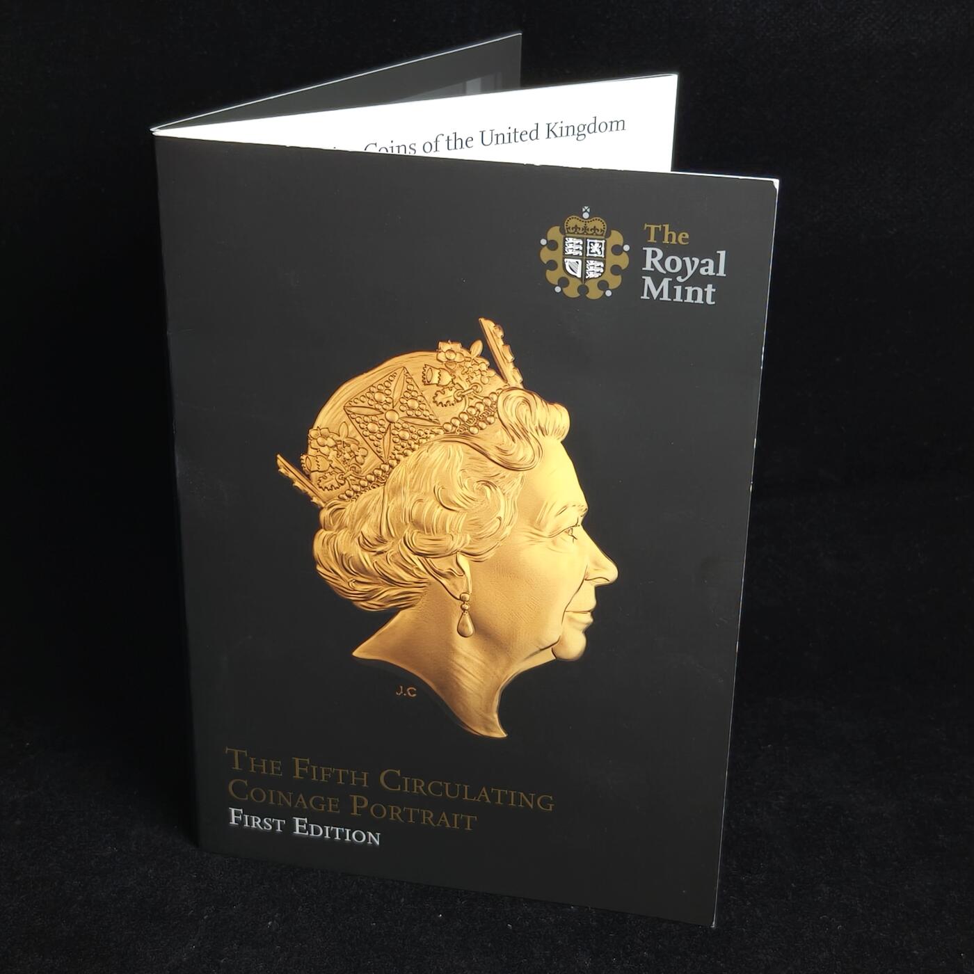 【铜匠收藏】★第125加场★精品币章场，200包邮，不满200.支付运费5元。《接受代拍 代送NGC评级》 英国2015年 女王 盾牌原装 全套8枚纪念币