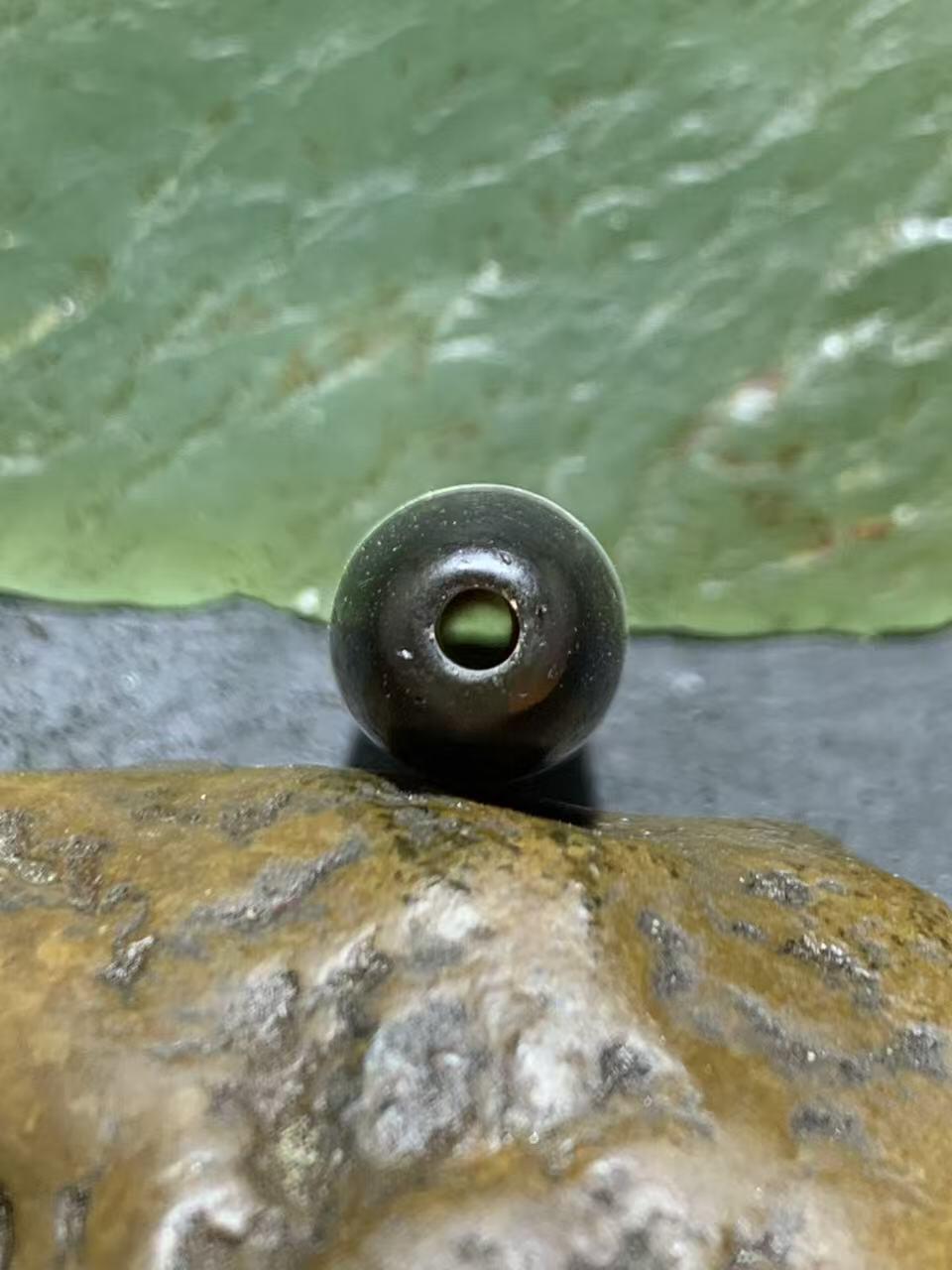 精品藏传三线玛瑙天珠一颗，