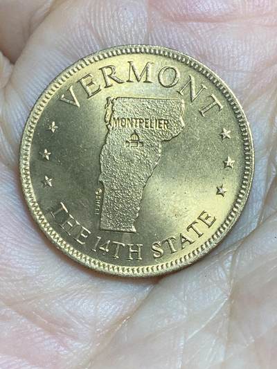 2025年第八十六场(总第一百一十二场）外国好品散币(免佣金) 美国佛蒙特州纪念章(佛蒙特州地图和州府蒙彼利埃图案，第14个加入美国联邦的州)