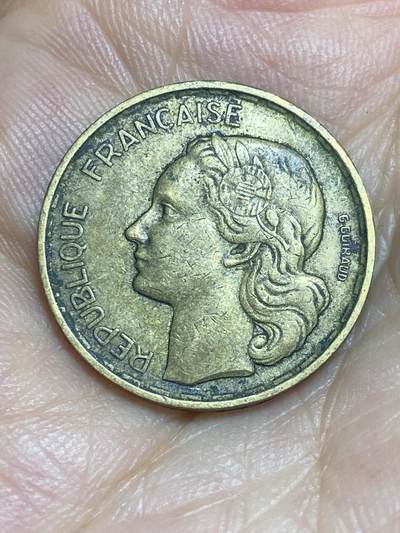 2025年第八十六场(总第一百一十二场）外国好品散币(免佣金) 法国🇫🇷1951年20法郎(4 plumes–4羽，B标，博蒙莱罗热造)