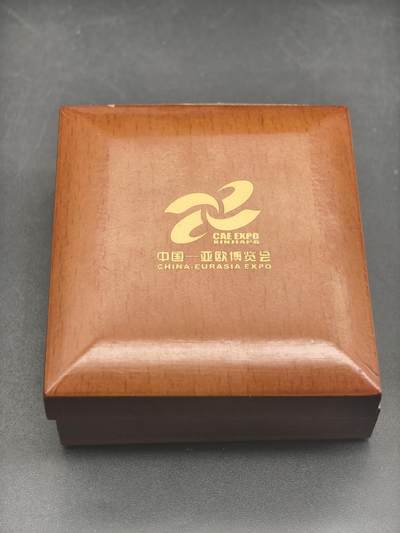 72期回流戒指饰品杂件纪念章丝路钱币专场 - 纪念章