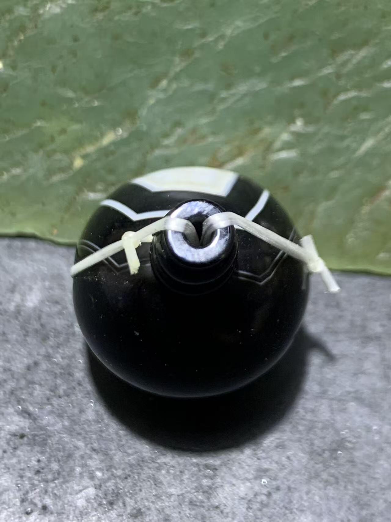 天眼纹药师玛瑙通货佛头三通一套，