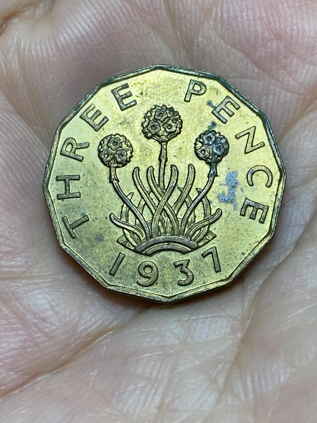2025年第八十六场(总第一百一十二场）外国好品散币(免佣金) 好品–英国🇬🇧1937年3便士(乔治六世加冕年，第一版首发年)