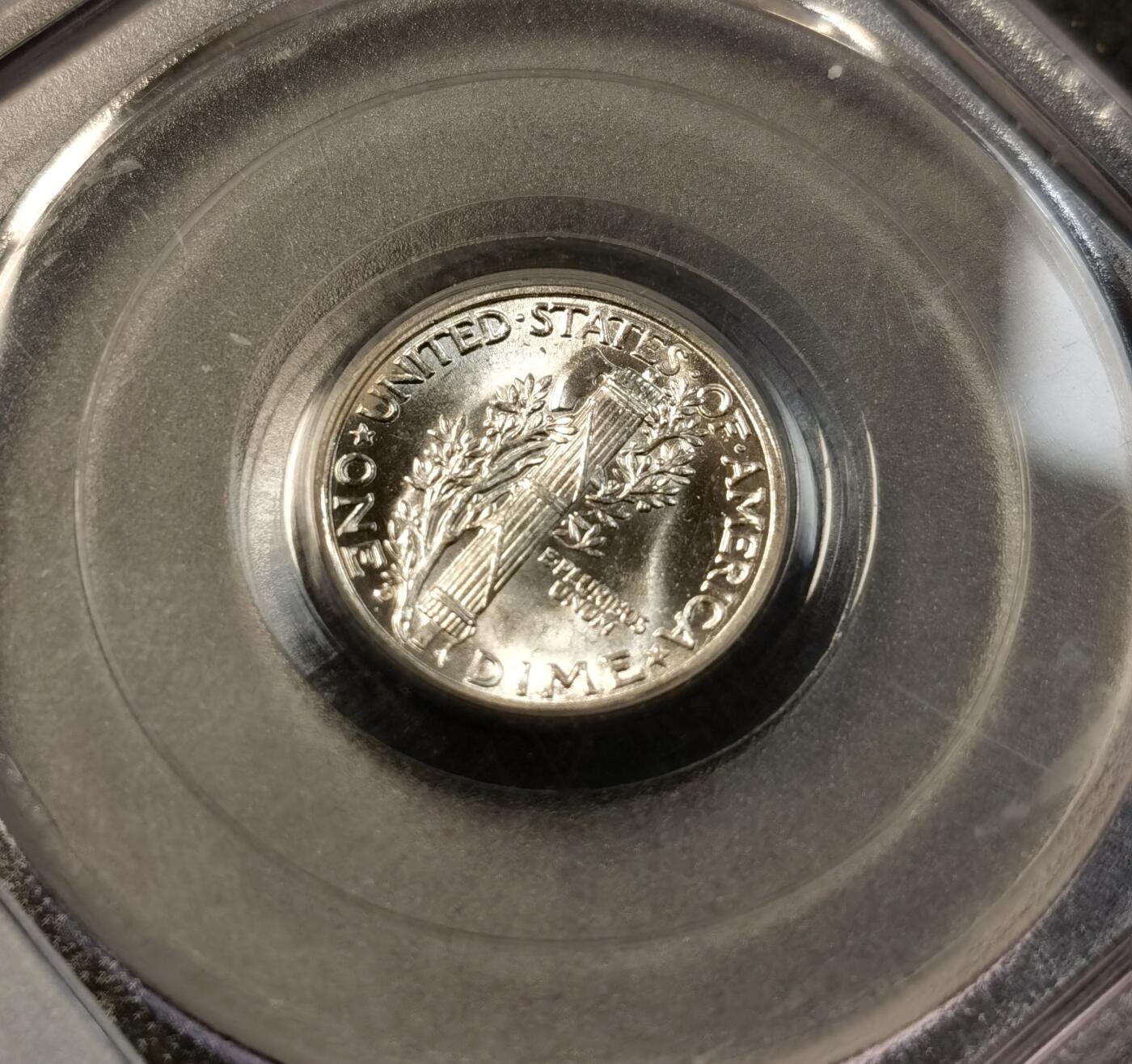 甄臻铺-世界币章拍卖（第32期），送拍享返佣金等优惠多多 PCGS-MS65 1942年D厂小飞侠，高分