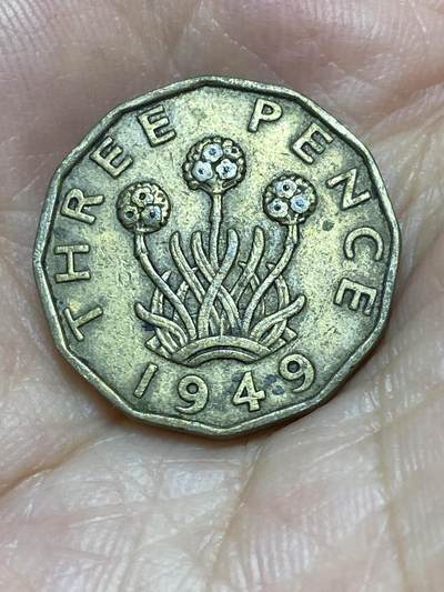 2025年第八十六场(总第一百一十二场）外国好品散币(免佣金) 稀少大特年–英国🇬🇧1949年3便士(乔治六世第二版唯一大特年，首发年)