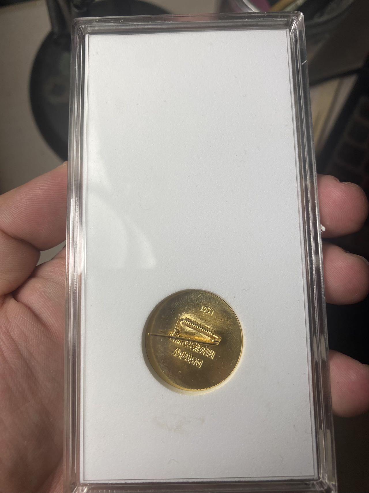 “赴朝慰问团”